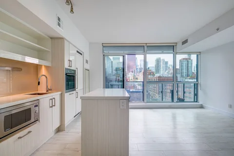 39 Sherbourne St #1004, Toronto