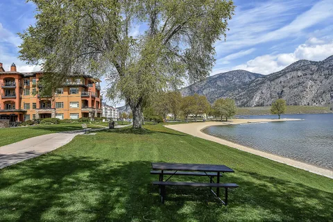 309-15 Park Place, Osoyoos