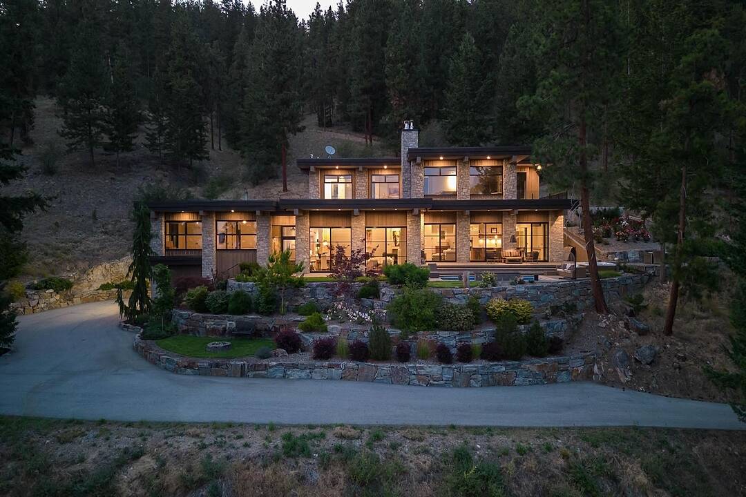 26 Commonage Road, Vernon, British Columbia