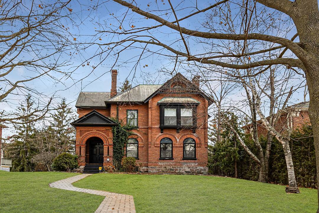28 Bedford St, Port Hope, Ontario