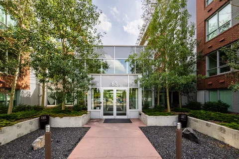 63 Inglewood Park SE #418, Calgary