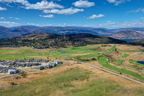 294 Grange Drive, Vernon