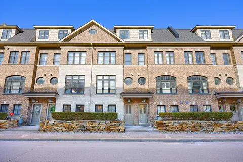 24 Ruby Lang Lane, Toronto