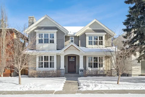 4120 15A Street SW, Calgary