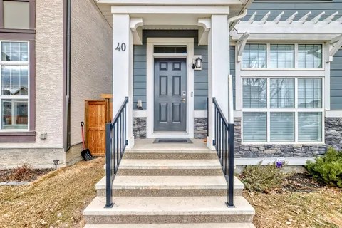 40 Masters Link SE, Calgary