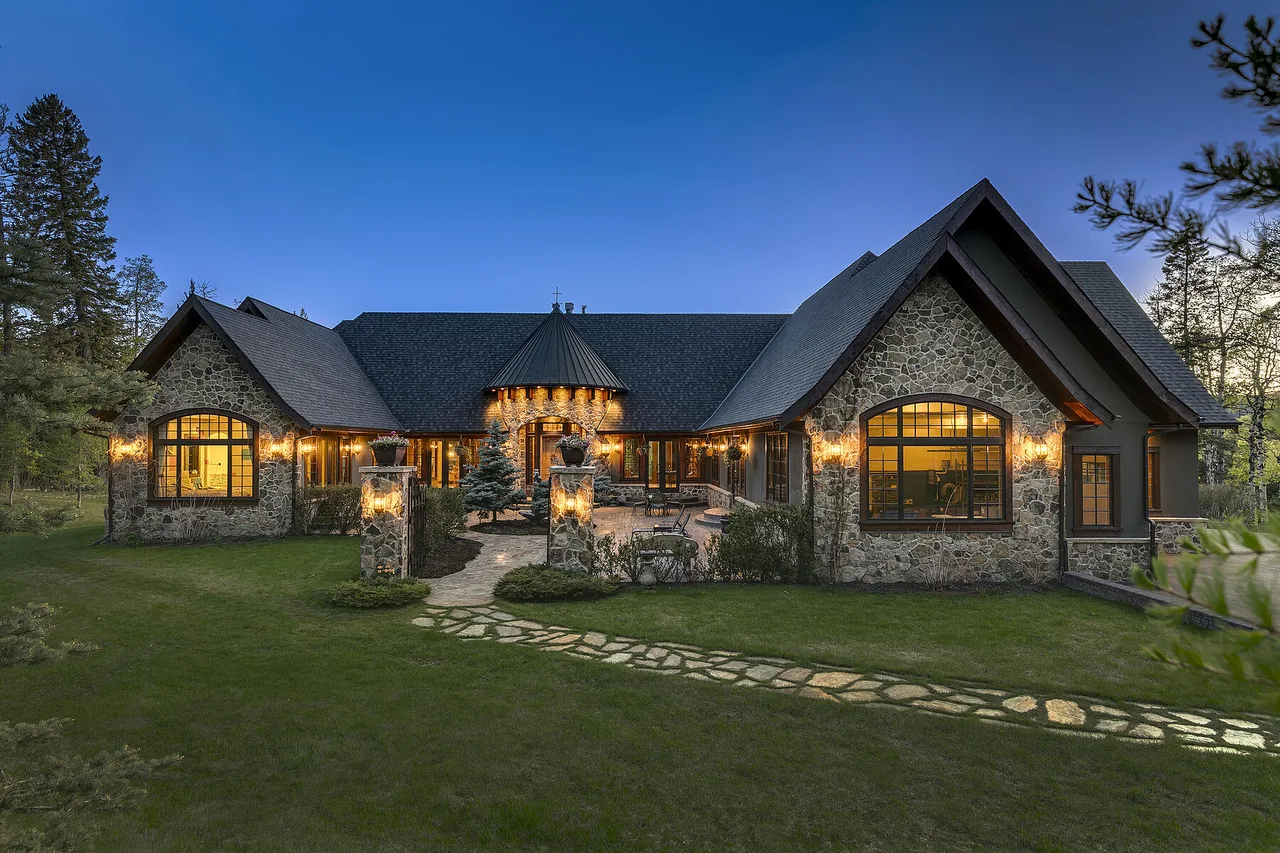 290226 316 Street W, Rural Foothills County, Alberta