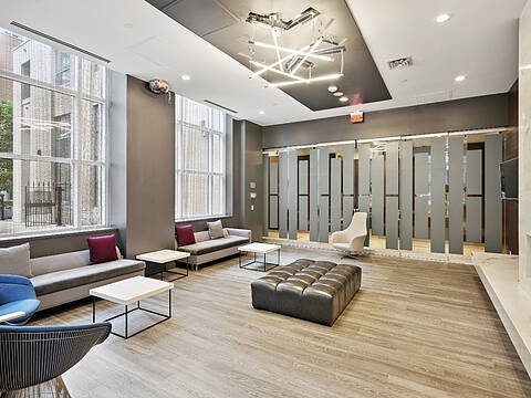 105 George St #903, Toronto