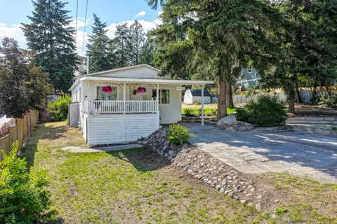3070 Smith Creek Road, West Kelowna