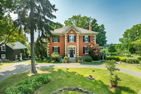 22 Hauser Pl, Hamilton
