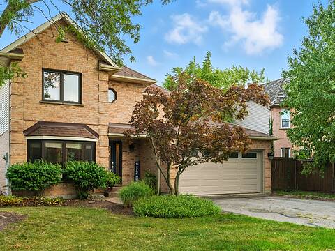 32 Sterling St, St. Catharines
