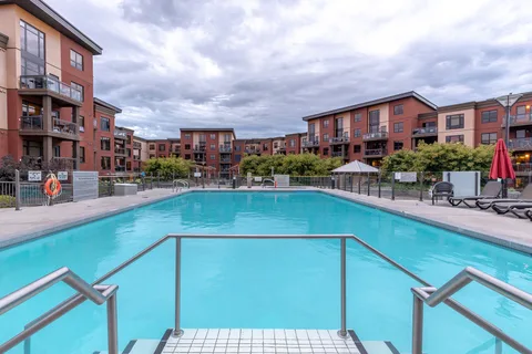 153-654 Cook Road, Kelowna