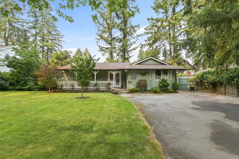 19927 37 Avenue, Langley