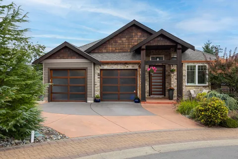 2027 Hedgestone Lane, Langford