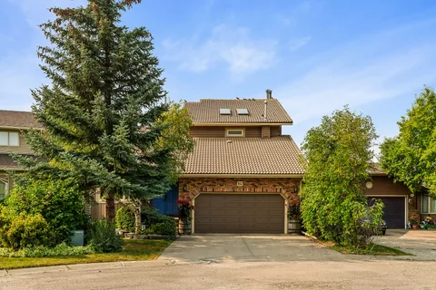 84 Edendale Crescent NW, Calgary
