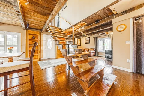 1680 Old Brock St, Norfolk