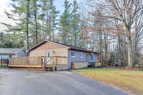 115 Segwun Blvd, Gravenhurst