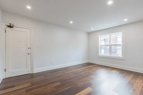 820 St. Clair Ave W #3, Toronto