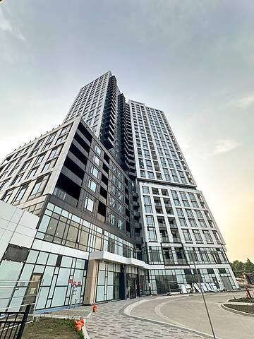 2495 Eglinton unit 811, Mississauga
