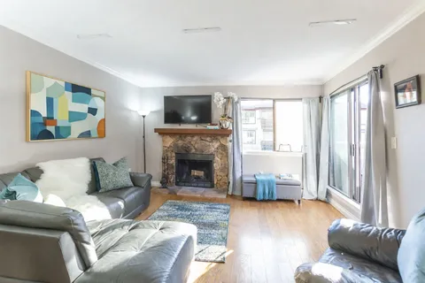 3275 Mountain Highway #307, North Vancouver