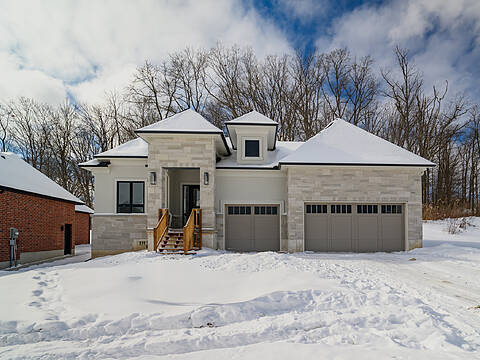1339 Cranbrook Rd, London South