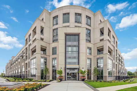 2075 King Rd #405, King City