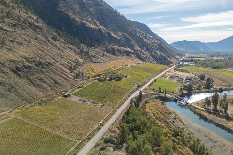 1002/963 Highway 3, Cawston