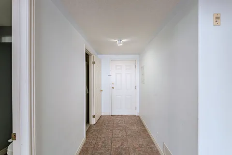 111 Grey St #213, Brantford