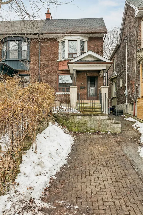 34 Indian Rd, Toronto