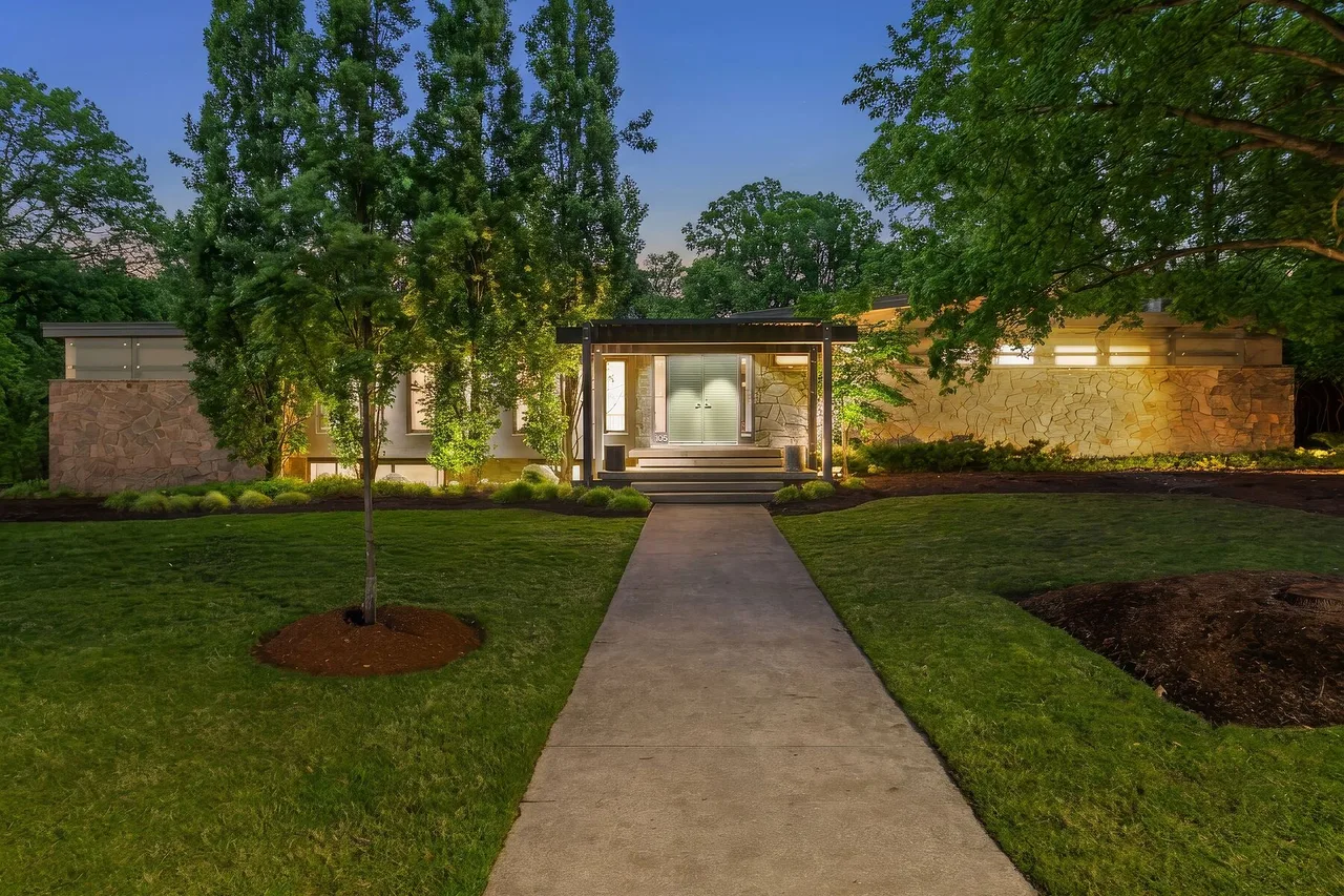 105 Marsdale Dr, St. Catharines, Ontario