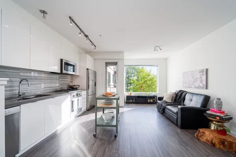 3138 Riverwalk Avenue #301, Vancouver