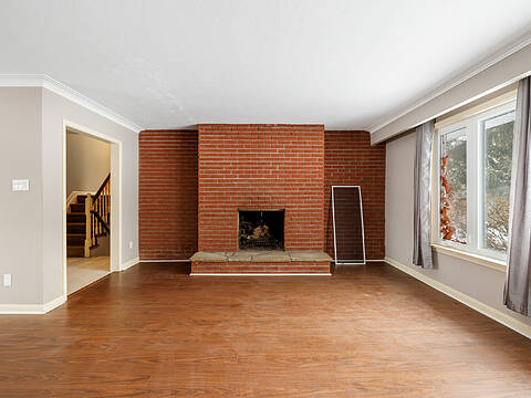 272 Pinehurst Dr, Oakville