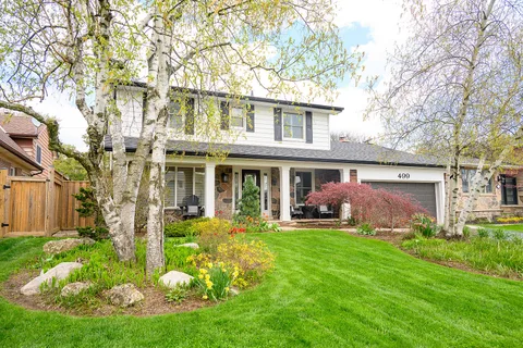 499 Wicklow Rd, Burlington