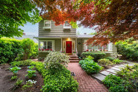 1030 Mathers Avenue, West Vancouver