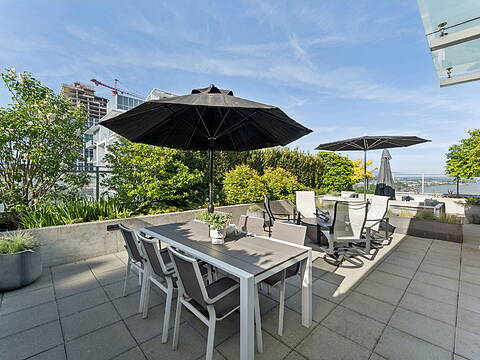 200 Nelson's Crescent #PH2, New Westminster