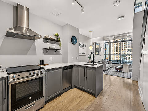 637 Lake Shore Blvd W #614, Toronto