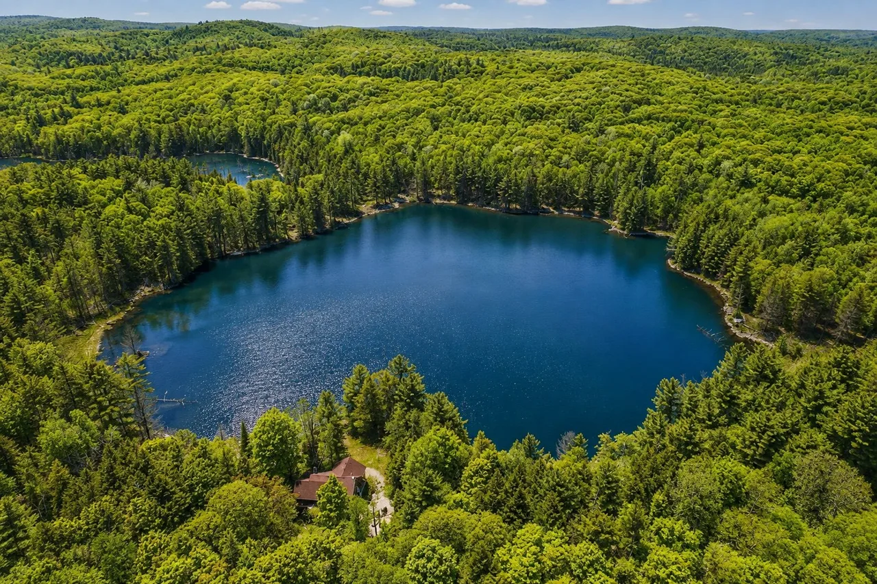 1084 Mtée St-Amour, Cantley, Québec