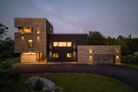 78 Shore Road, Herring Cove