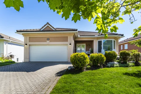 325 Aberdeen Boulevard, Midland