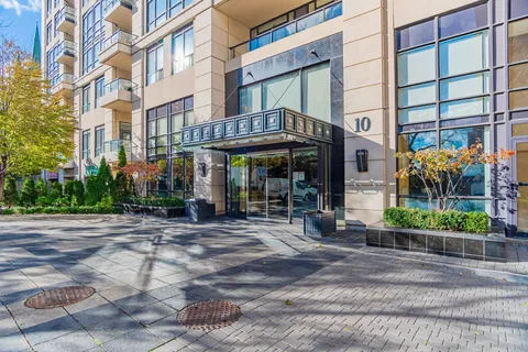 10 Delisle Ave #327, Toronto