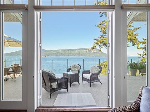 221 Marine Dr, Cobble Hill