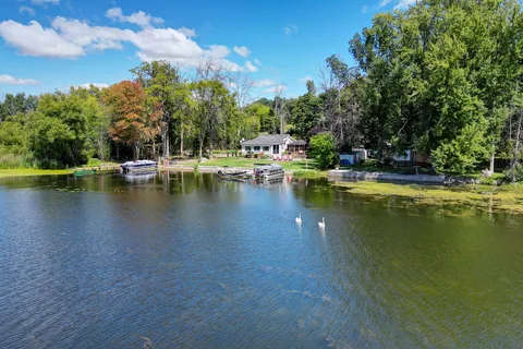34 Bradley Bay Rd, Trent Hills