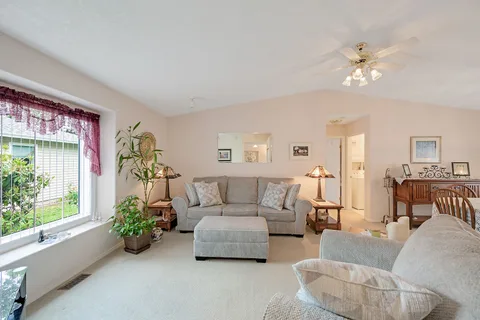 128 Camas Lane, View Royal