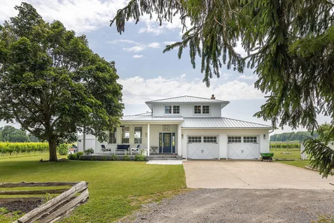 1219 Lakeshore Rd, Niagara-on-the-Lake