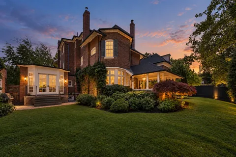 236 Poplar Plains Rd, Toronto