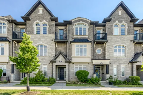 2289 Khalsa Gate, Oakville
