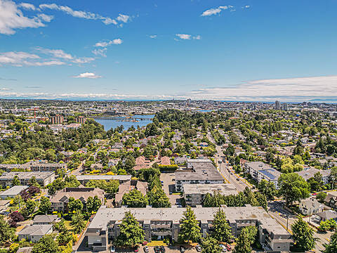 1-840 Craigflower Road, Esquimalt