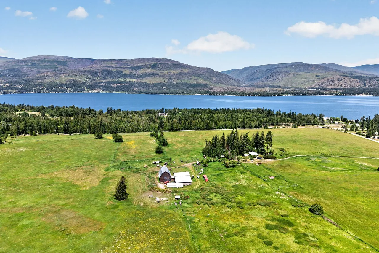 870 Dilworth Road, Sorrento, British Columbia