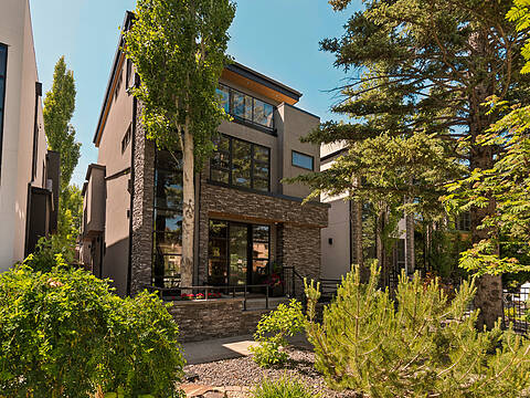 3923 15a Street SW, Calgary