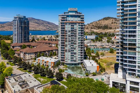 1706-1151 Sunset Drive, Kelowna