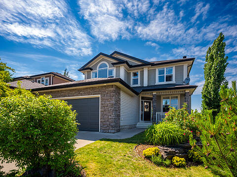 124 Valley Creek Crescent NW, Calgary